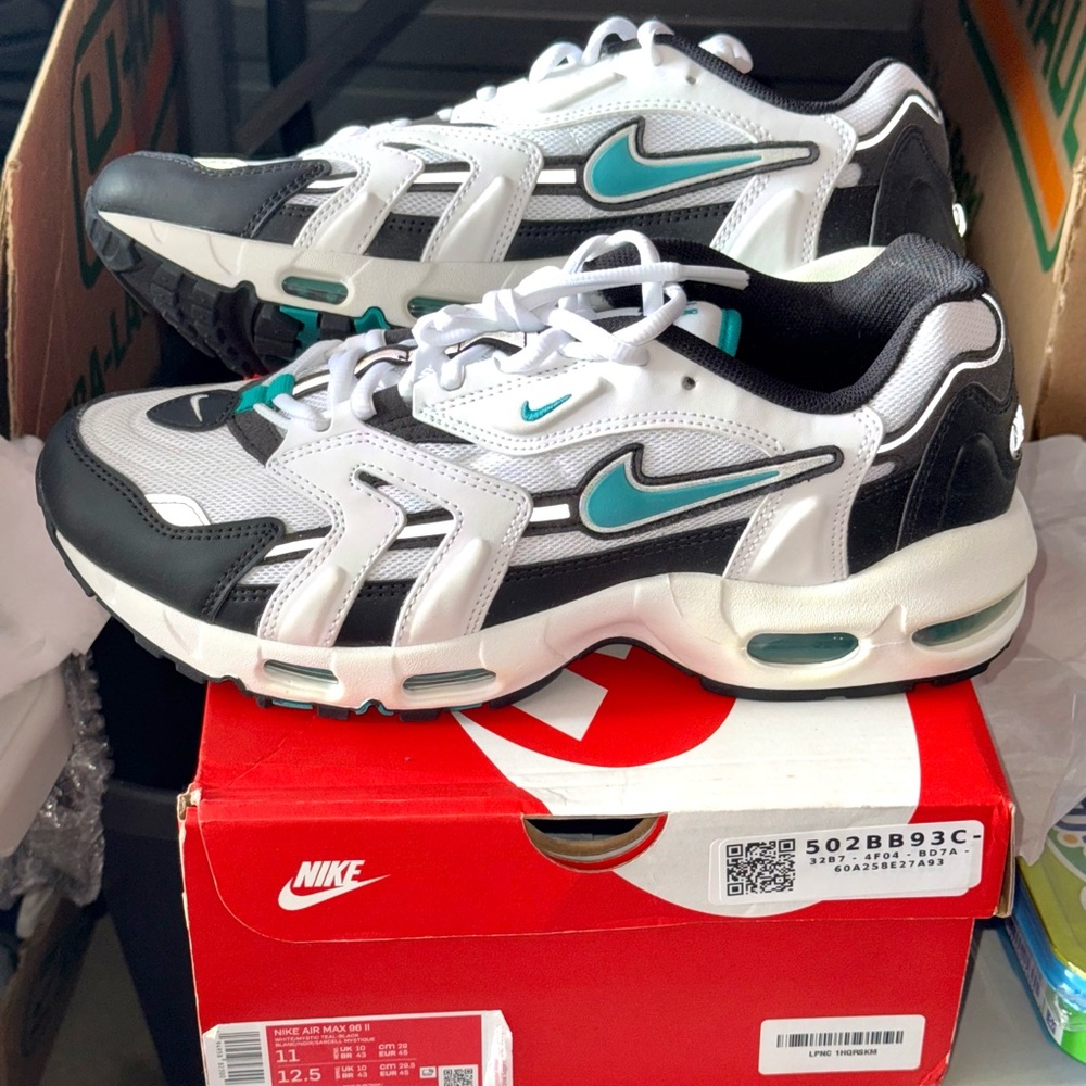 Nike Air Max 96 II Men’s Size 11 US Black White Teal Sneakers